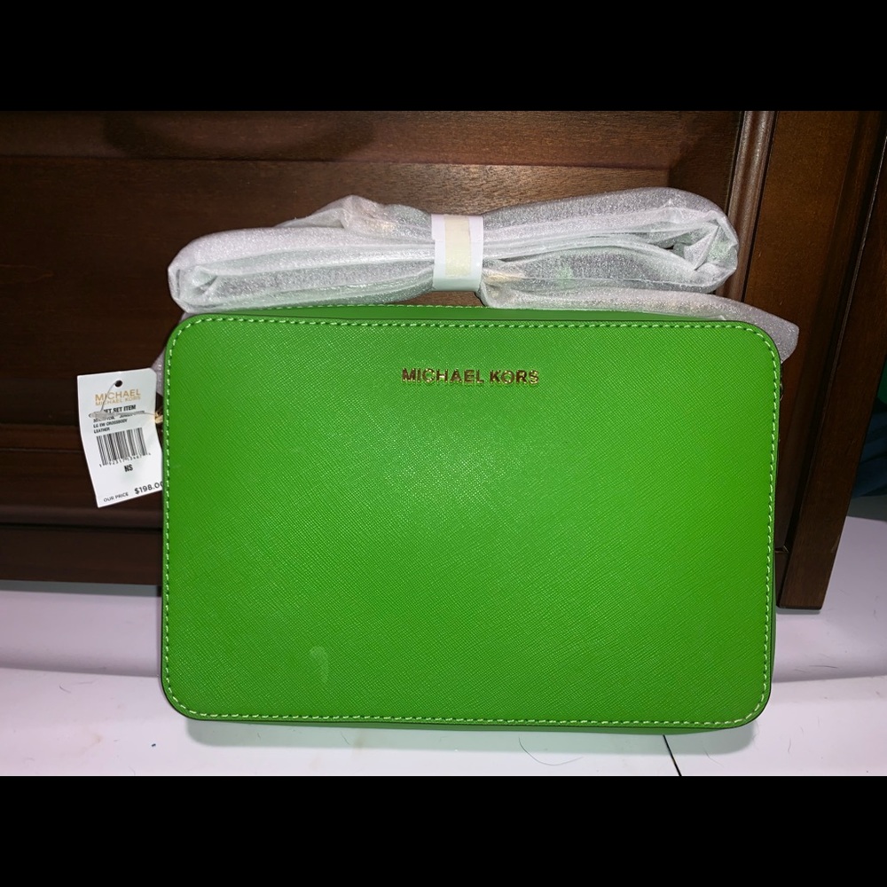 Michael Kors Jet Set Crossbody